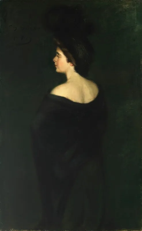 Laura In Blacks
