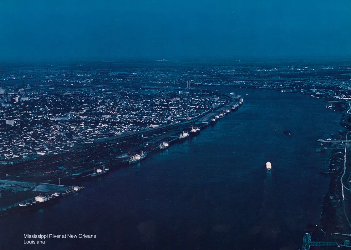 Scenically Yours Mississippi River At New Orleans