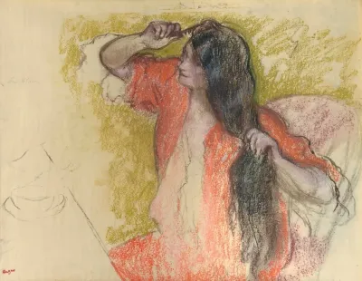 Femme En Peignoir Rouge Se Coiffant