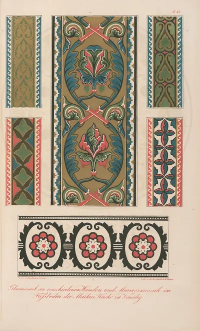 Glasmosaik An Verschiedenen Wanden Und Marmormosaik Im Fussboden Der Markus Kirche Zu Venedig