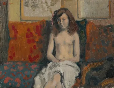 Jeune Fille Dans Un Interieur
