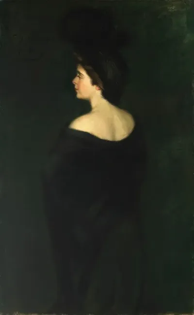 Laura In Blacks