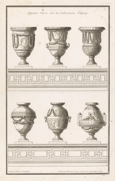 Plusieurs Vases Avec Un Soubasemens Sappuy