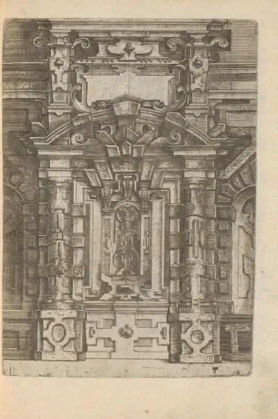 Rticulated Wall With Gate Shaped Wall Decoration And Pilasters