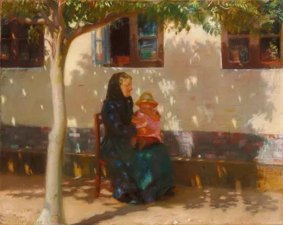 Skagenskone Med Den Lille Helga Ancher Pa Skodet I Solskin Foran Et Hvidkalket Hus