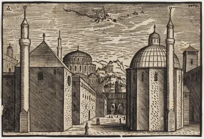 3 moskéer, hver med 1 minaret; i himlen en flyvende drage med lang hale