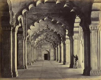 Agra; Interior of the Motee Musjid, Showing the Centre Aisle