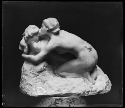 Auguste Rodin: "Ovidiuksen Metamorfoosit" n. vuodelta 1885