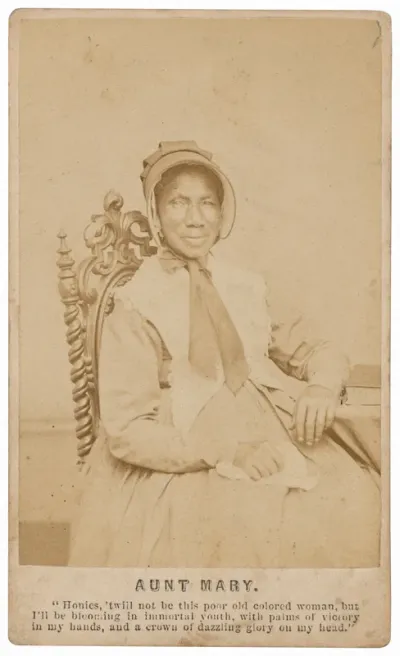 Aunt Mary Dines