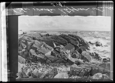Berndt Lindholm: "Märkiä kallioita" vuodelta 1890