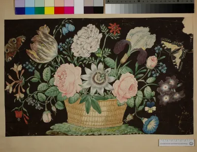 Blumenkorb mit Schmetterlingen auf schwarzem Grund