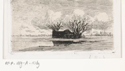 Boerderij onder twee bomen met aan de horizon een stad