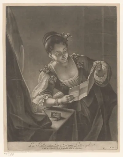 Brieflezende jonge vrouw