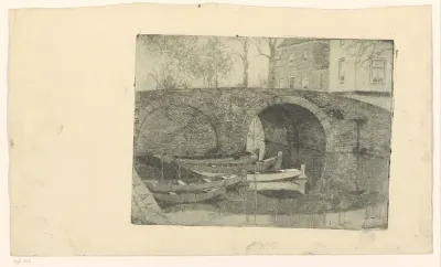 Brug over een gracht