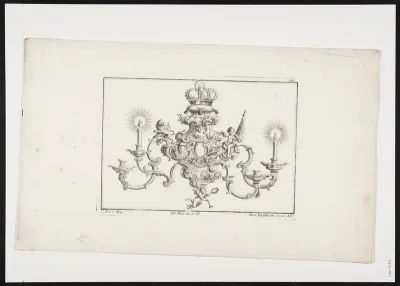Chandelier decorated with putti, a lion and a crown