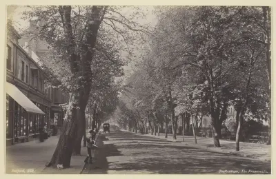 Cheltenham, the Promenade