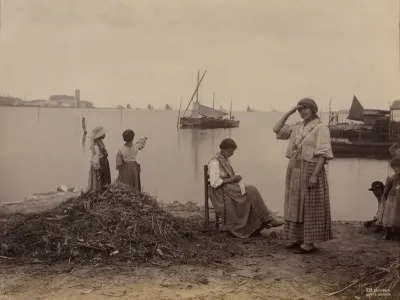 Chioggia, Under the Marina