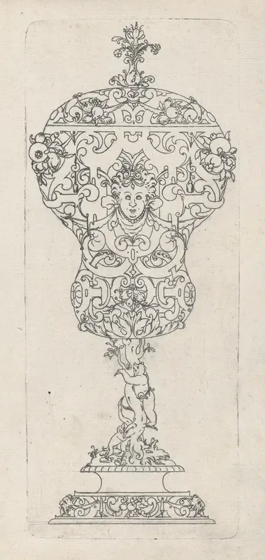 Covered Goblet, Pear shaped bidy on shaft og twisted tree-trunk with bear treed by dog