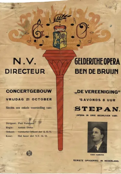 De aankondiging van een uitvoering van de opera Stepan, gecomponeerd door Ebbe Hamerik, op vrijdag 21 oktober in het Concertgebouw De Vereeninging. Dirigent Piet Versloot, m.m.v. het versterkt orkest der A.O.V. en het koor der V.G.N.O.