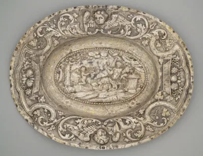 Decorative dish