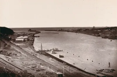 East London, South Africa: a jetty and buildings near the mouth of the Buffalo River