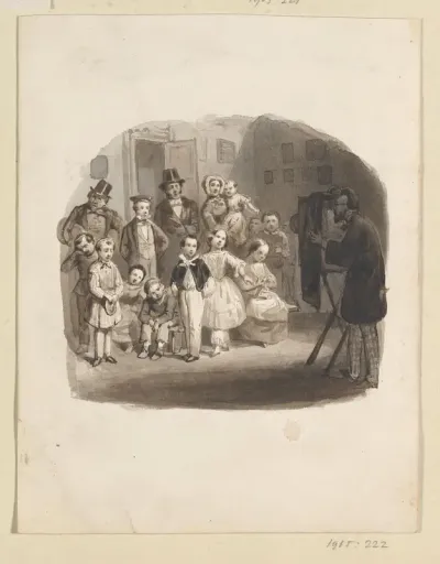 Familie poserend voor een groepsfoto