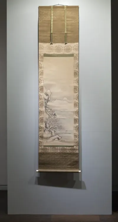 Fei Jiang-fang with a Crane