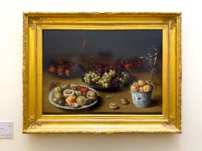 Fruit and glasses