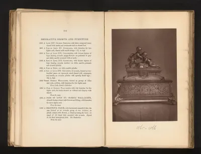 Gedecoreerde klok op een Buhl-voetstuk, uit de collectie van Christopher Beckett Denison