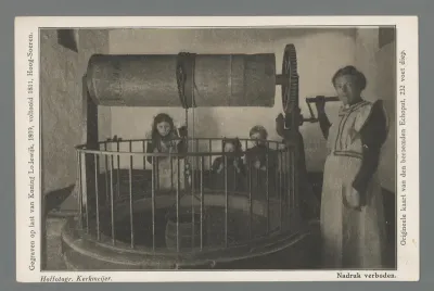 Gegraven op last van Koning Lodewijk, 1809, voltooid 1811, Hoog-Soeren. Origineele kaart van den beroemden Echoput, 232 voet diep.