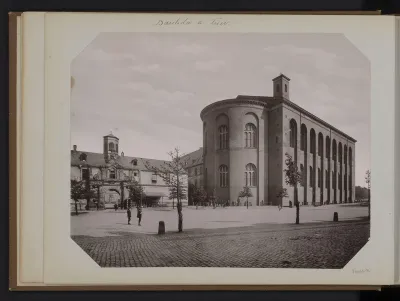 Gezicht op de Basilica van Constantijn te Trier