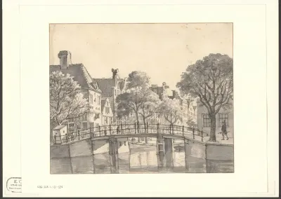 Gezicht op de brug over het ongedempte Spui, gezien naar de kerk op de Boommarkt