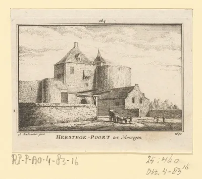 Gezicht op de Hertogpoort te Nijmegen