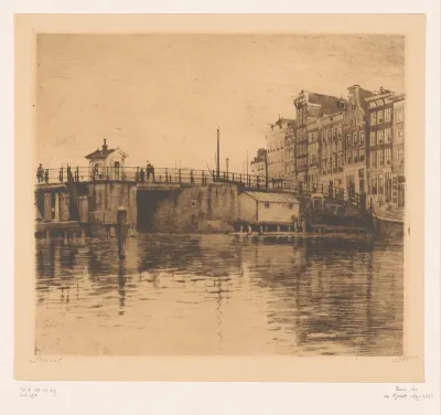 Gezicht op de Kraansluis in Amsterdam