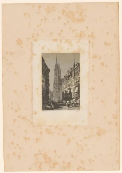 Gezicht op de Sint-Laurentiuskerk in Neurenberg