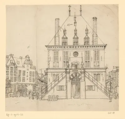 Gezicht op de Waag op de Dam te Amsterdam