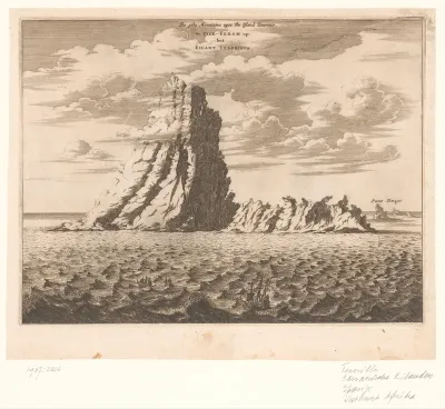Gezicht op een berg in de zee bij Tenerife
