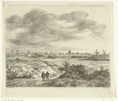 Gezicht op een dorp met molens, op de voorgrond twee wandelaars