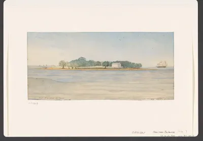 Gezicht op het eiland Kuiper in de baai van Batavia