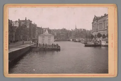 Gezicht op het Rokin in Amsterdam