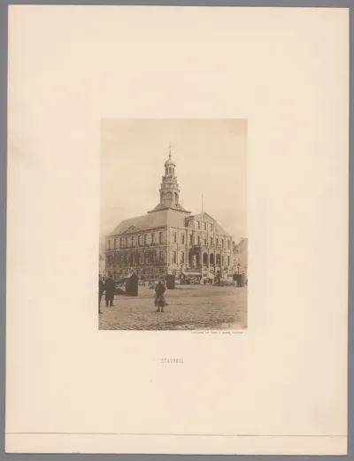 Gezicht op het stadhuis te Maastricht