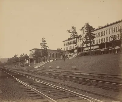 Glen Summit Hotel