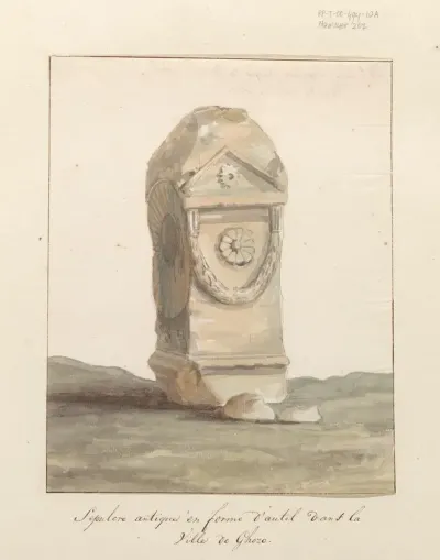 Grafmonument in vorm van klassiek altaar in stad Gozo