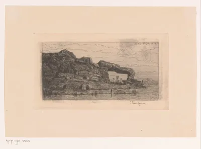 Grote rotsboog aan de kust