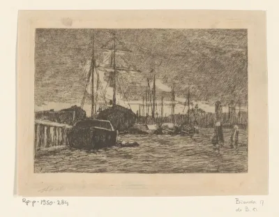 Haven met aangemeerde zeilboten