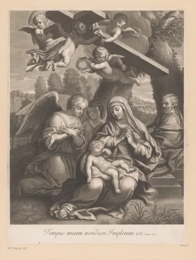 Heilige Familie met slapend kind aanbeden door engelen, boven hen dragen putti het kruis