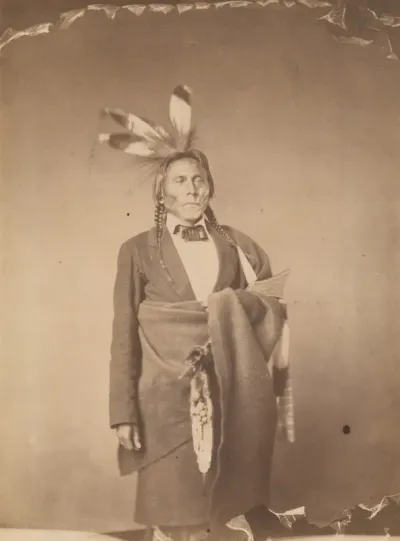 Hin-han-du-ta, The Red Owl, a Chief of the Mde-wa-kan-ton Sioux