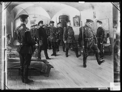 Hugo Backmansson: "Rekryyttien harjoitus (Nahkapoikien harjoitus)" vuodelta 1892