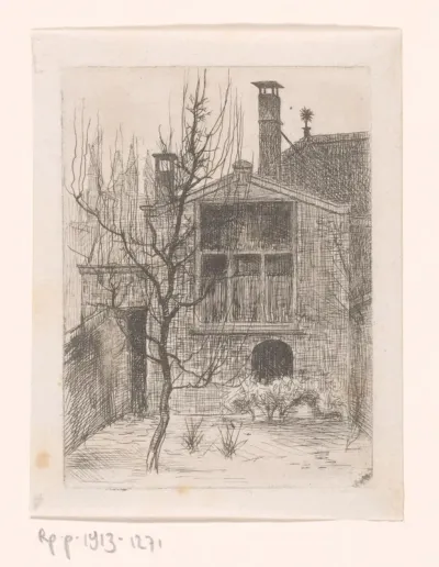 Huis vanuit de achtertuin gezien
