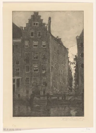 Huizen aan het Damrak in Amsterdam